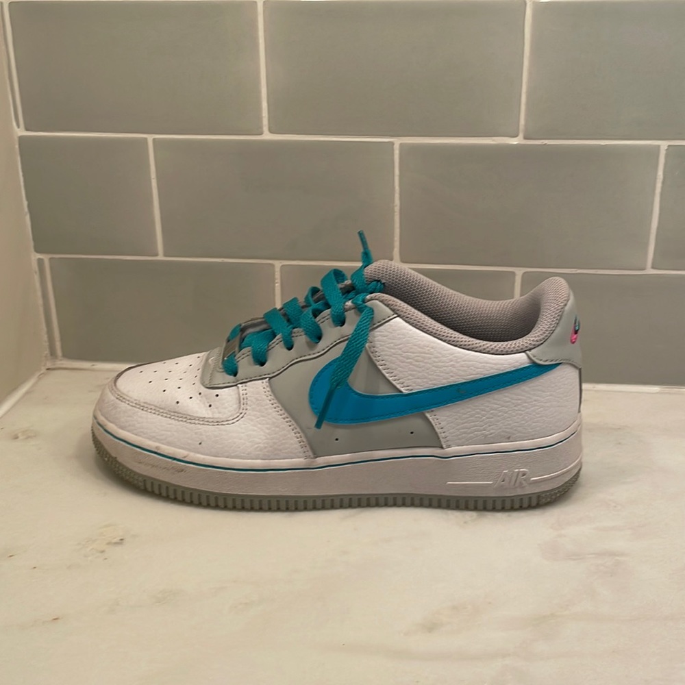 Men - size 7 / Air Force 1